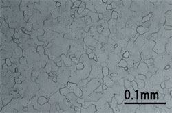 写真１:水素吸収していないチタンの金属組織