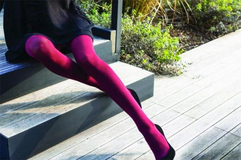 Sarah Borghi leggings made with ROICA™ V550