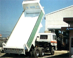 Dump truck bed lining