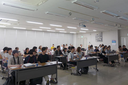 「旭化成・繊維先端技術センター産地見学会」レポートを公開しました。