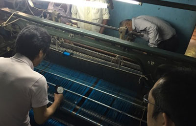 Technical support for a local weaver