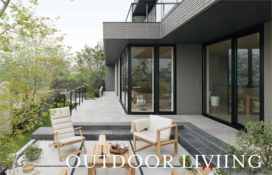 OUTDOOR LIVIING