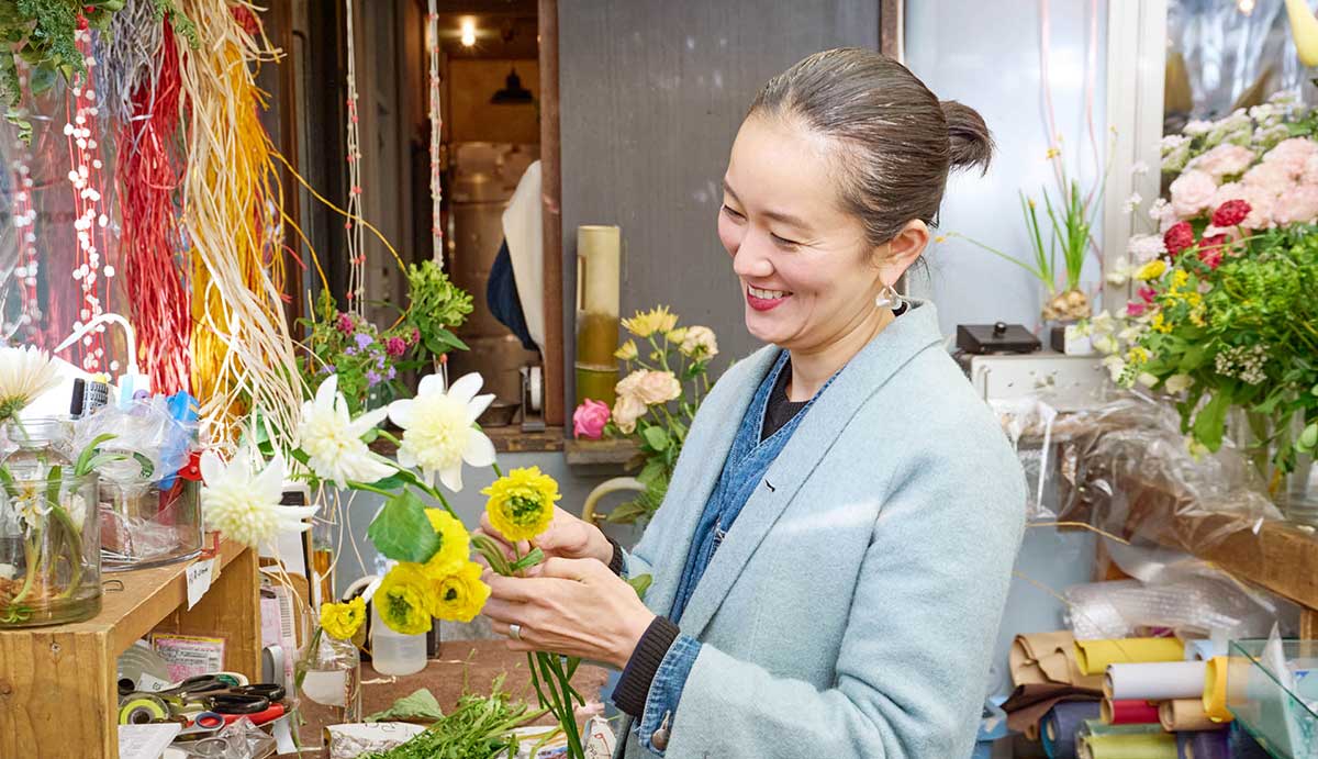 ヘーベルハウスLONGLIFE IS BEAUTIFUL 花束をつくるThe Little Shop of Flowers主宰 壱岐ゆかりさん