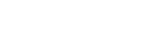 朝から丁寧に仕込んだとっておきの品々を、テーブルに広げるのが、わが家流のもてなし術。青空というスパイスが、いつもの料理を、さらに美味しくしてくれる。