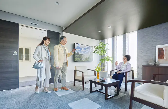 シニア向け安心賃貸住宅「ヘーベルVillage」