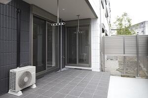 201102-4r.jpg