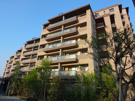 <アトラス池尻レジデンス外観>